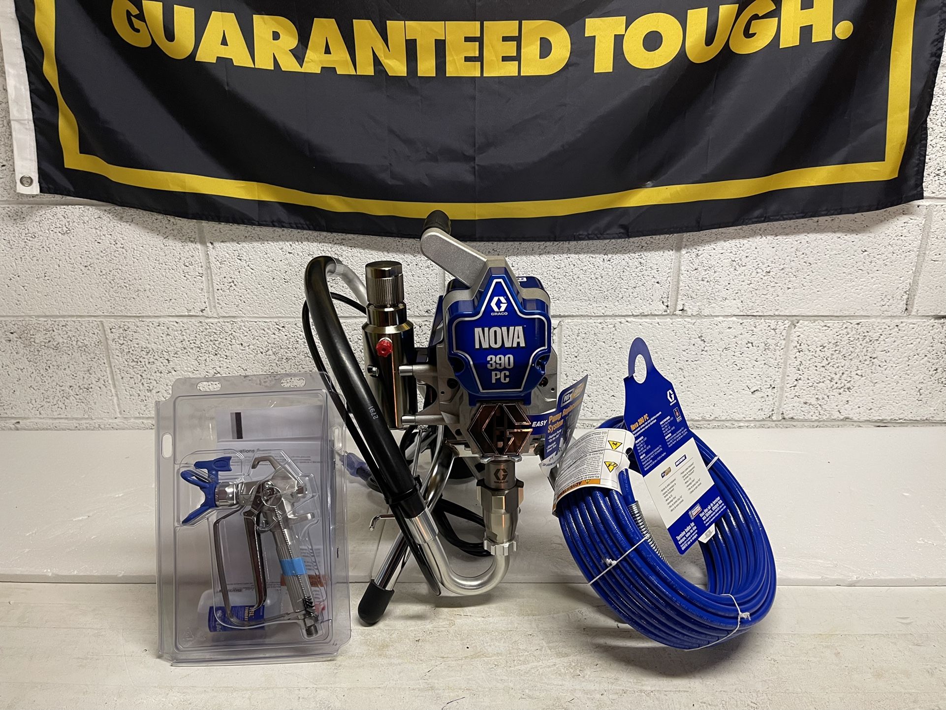 Graco 17C310 390 PC Electric Airless Sprayer, Stand $850 Not