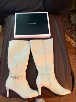 Dress boots