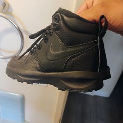 Black Nike Boots 10 C 