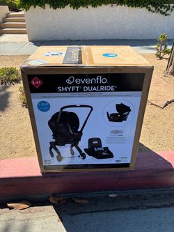 Evenflo Shyft DualRide Infant Car Seat & Stroller - Beaufort Black