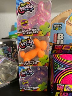 Irre-Squish-Tible Stretchy B'loon Dog Toys