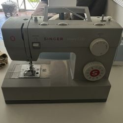 Singer 4423