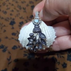 Shell Pendant With Natural Larimar  