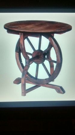 Wagon wheel table