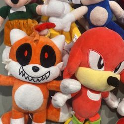 Sonic The Hedgehog Plushies