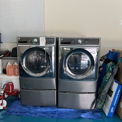 Kenmore Elite dryer/washer Pedestals ONLY nonworking Washer