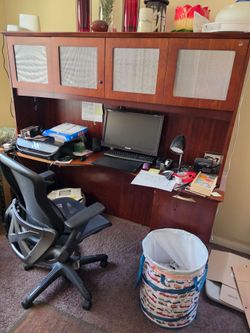 Desk with hutch