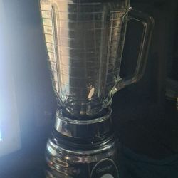 OSTERIZER BLENDER BRAND NEW 
