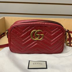 GUCCI GG Marmont Medium Leather Chain Shoulder Bag Red 447632 Auth. Dust Bag Included 