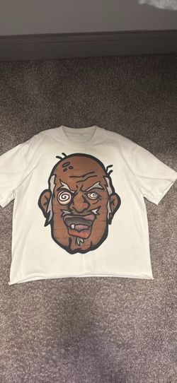 size small white graphic tee