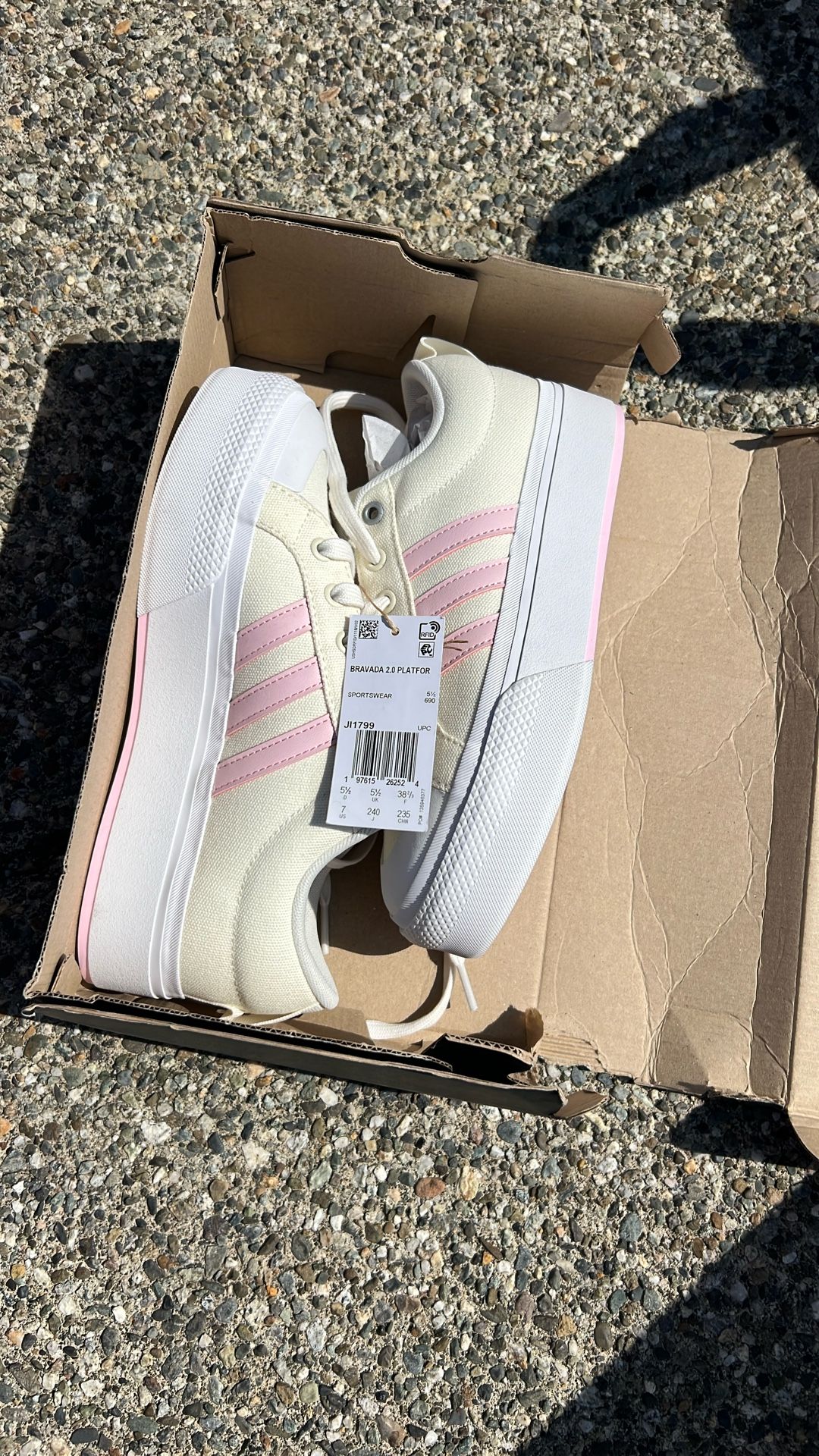 NEW Adidas Bravada 2.0 Platform Shoe - Women's