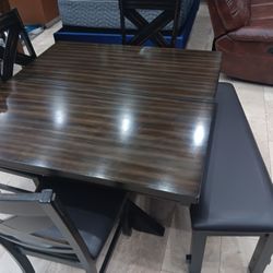 *Summer Sale Event*---Kelly Bold Dining Table Sets W/4 Chairs And Bench---Delivery And Financing💪