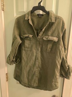 Atmosphere Women's Shirt Size 8/Medium