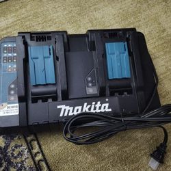 Official Makita DC18RD 18-Volt Lithium-Ion Dual Port Rapid Charger
