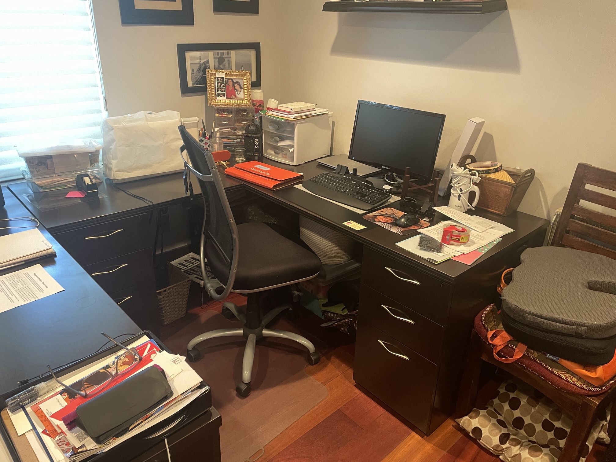 High Quality Home Office Desk W Return + Pedestals