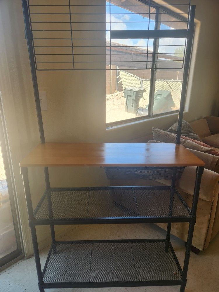 $50 Bakers Rack ✨️