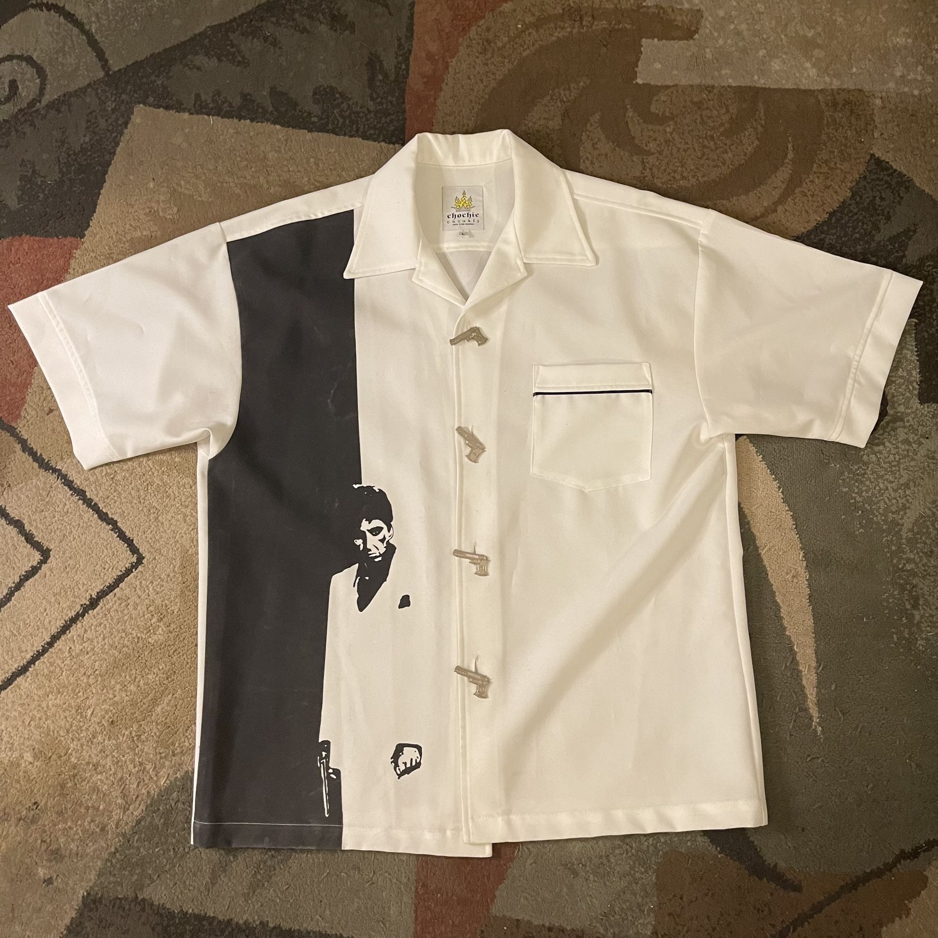 Chochie Tony Montana Scarface Rayon Button Down Gun Shirt Size Men’s Large