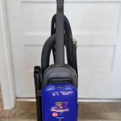 Upright Vacuum 