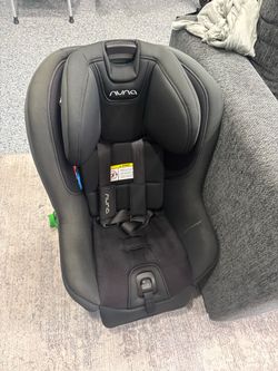 Stroller and car set comes with bassinet