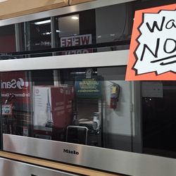 Miele Built-In Speed Oven