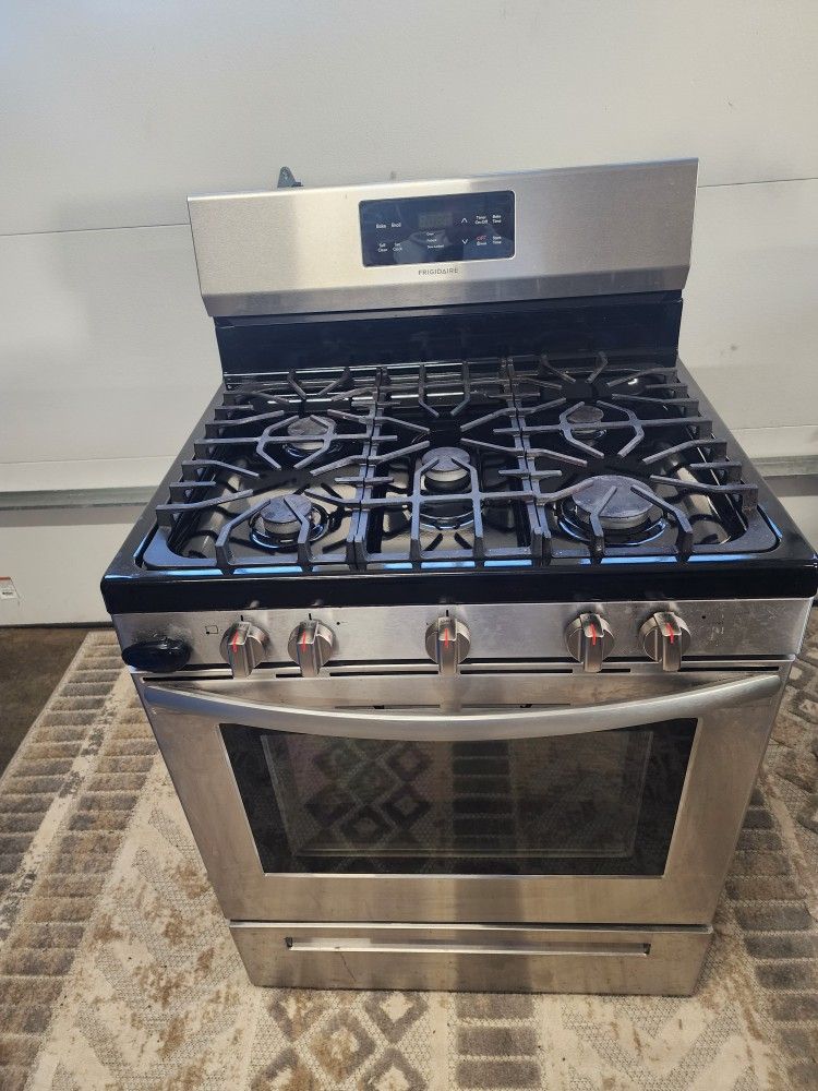 *** STAINLESS STEEL GAS KITCHEN STOVE ***