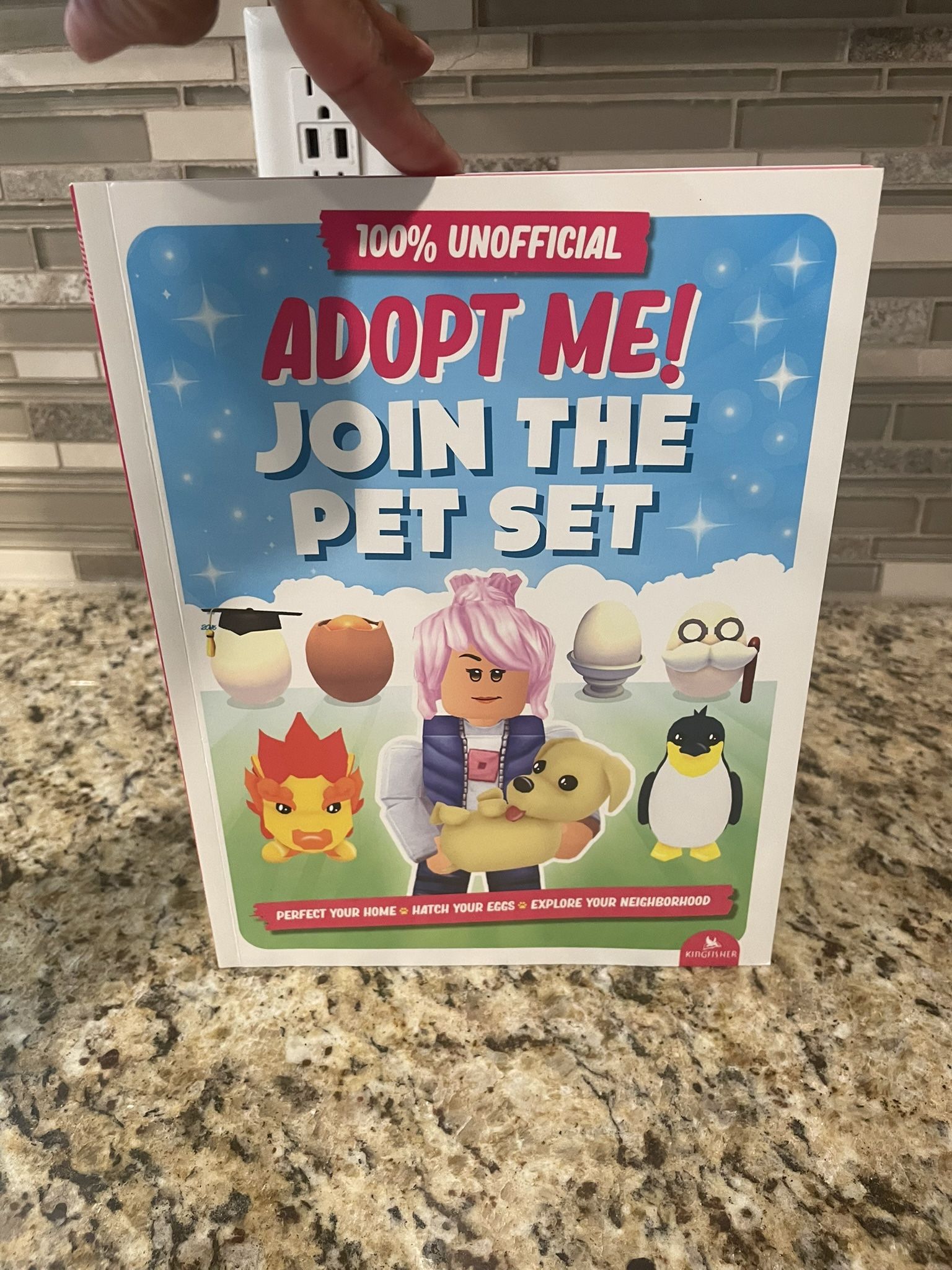 Adopt Me!: Join the Pet Set Book