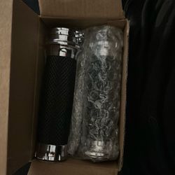Harley Davidson Handgrips New In Box 