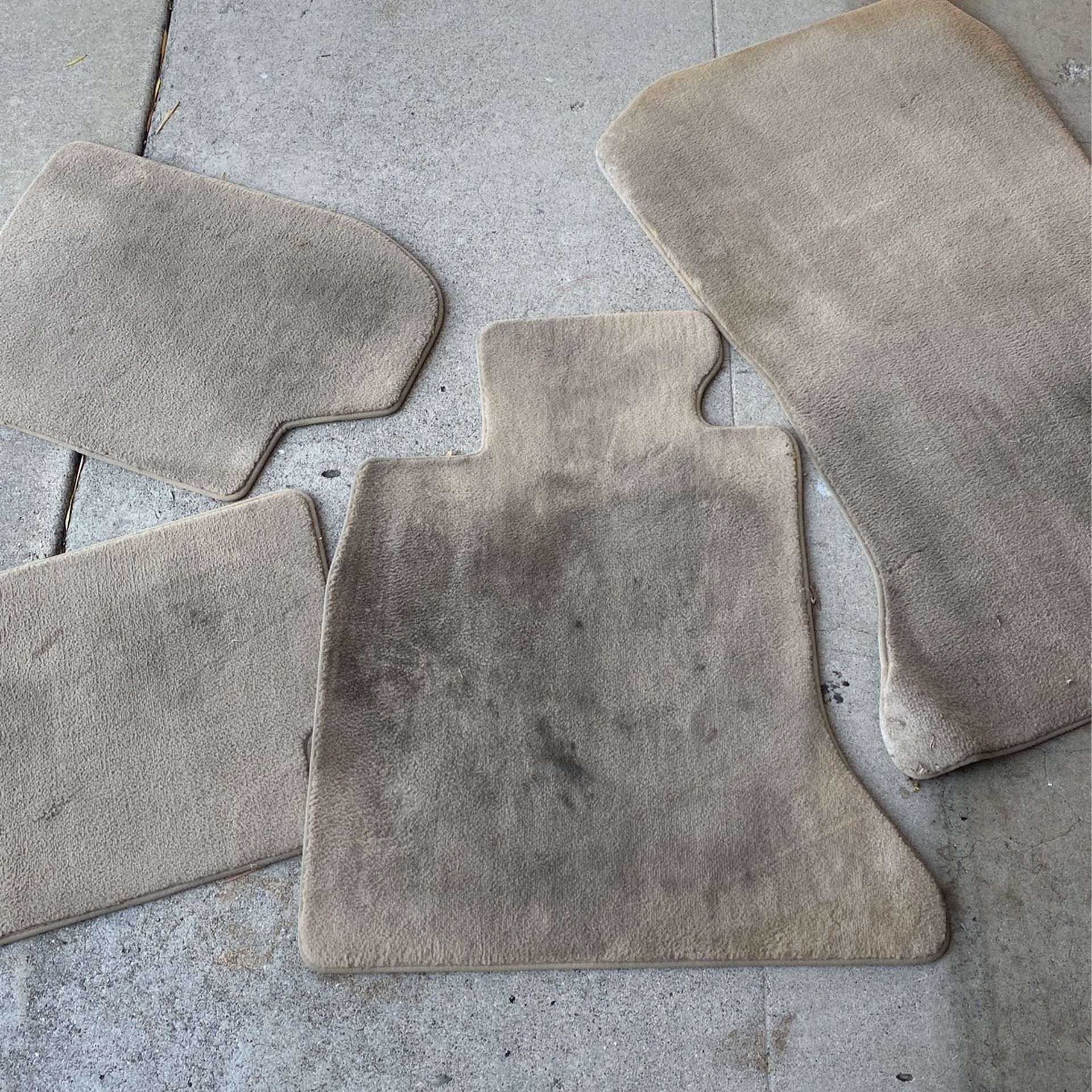 Bmw 528 Ivory Carpets