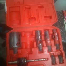  Diablo 9-Piece Bi-Metal Hole Saw Set (model DHS09SGP). 