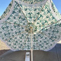 Allen-roth-9-ft-Green-Auto-tilt-Market-Patio Umbrella (NEW- No Base)