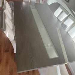 Dinning Table X6 Chairs 