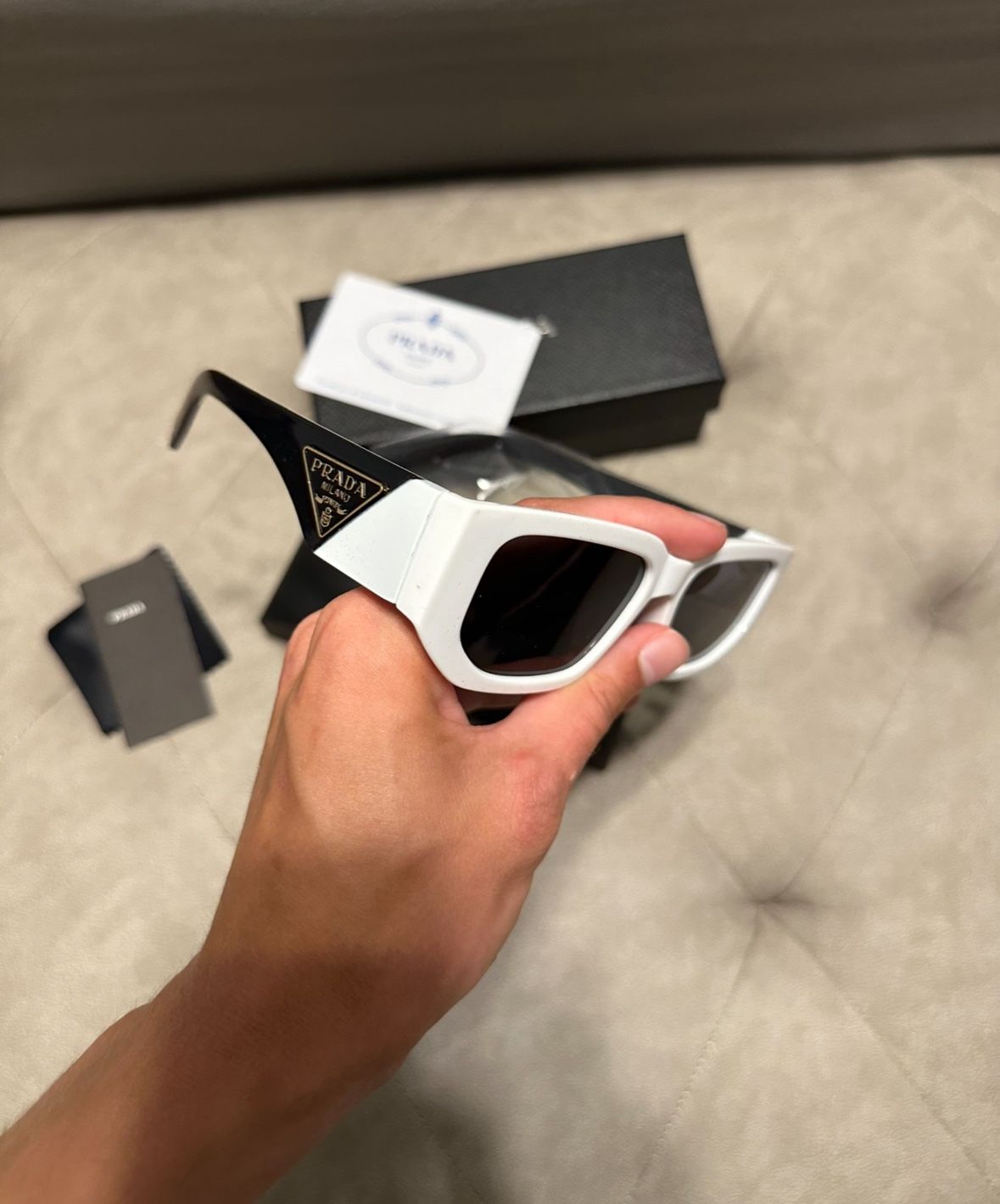 Prada PRO9ZS Luxury Designer Sunglasses With Box And Case Makup