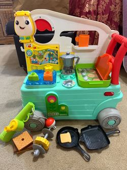 Fisher-Price Baby to Toddler Toy Laugh & Learn 3-in-1 On-the-Go Camper Walker & Activity Center with Smart Stages