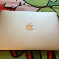 Apple MacBook Air A-1466. PLEASE READ DESCRIPTION!!!