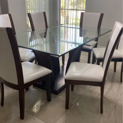  New dining table With 6 chairs 