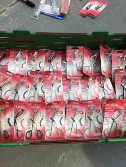 33 New Revlon Eyelash Curler. Four different types
