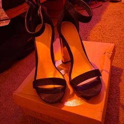 Women's heel