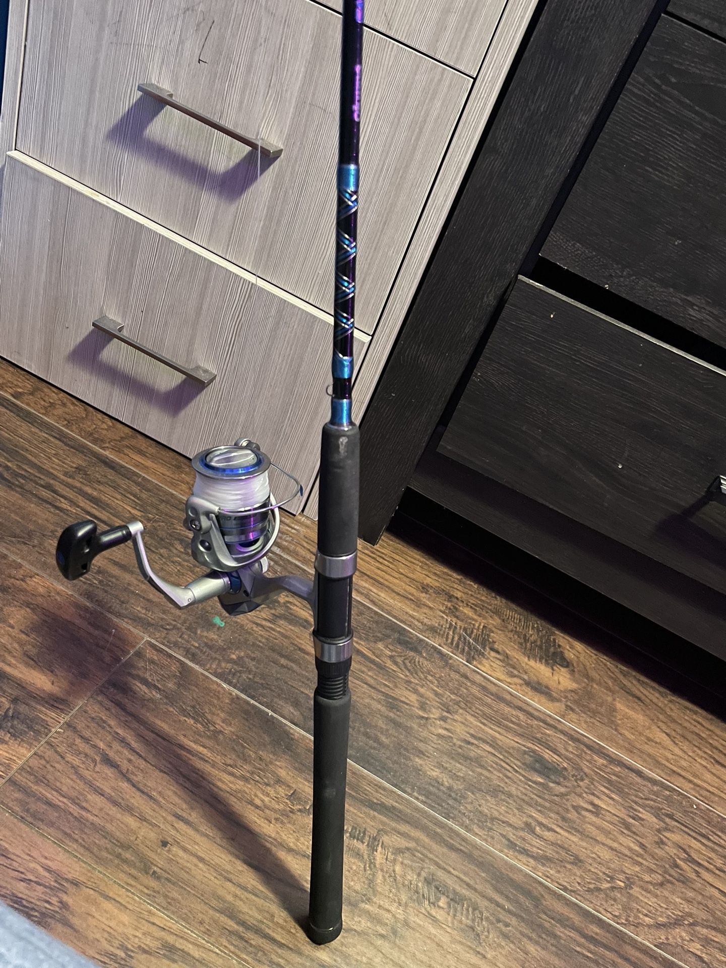6 Foot Rod Safina Pro The Brand And The Color Is Blue And Black