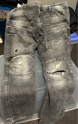 Men’s skinny distressed jeans