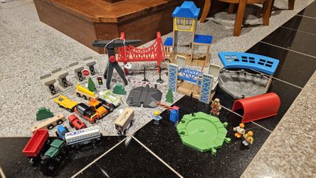 Thomas and Friends wooden train set accessories