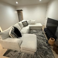 Sectional Couch - Beige 