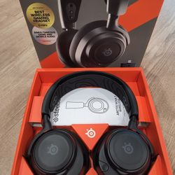 SteelSeries Arctis Nova 7 Wireless Headphones BRAND NEW!