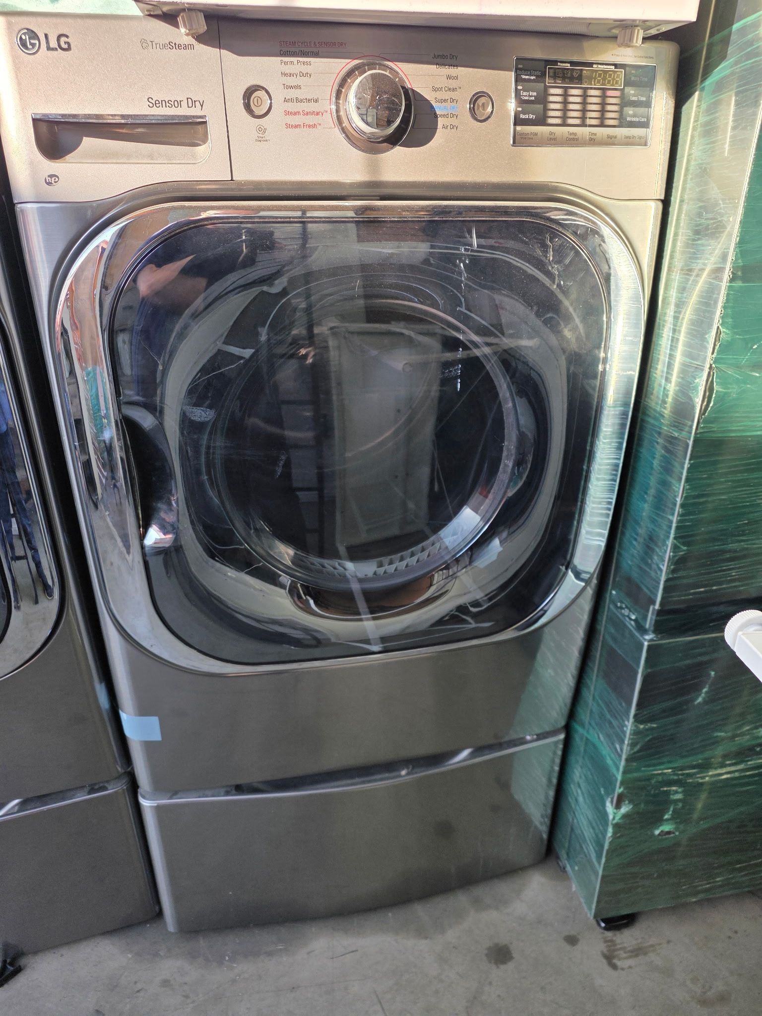 Lg Washer & Gas Dryer