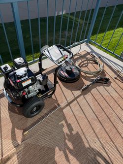 Simpson 3300 PSI Gas Pressure Washer with Accessories