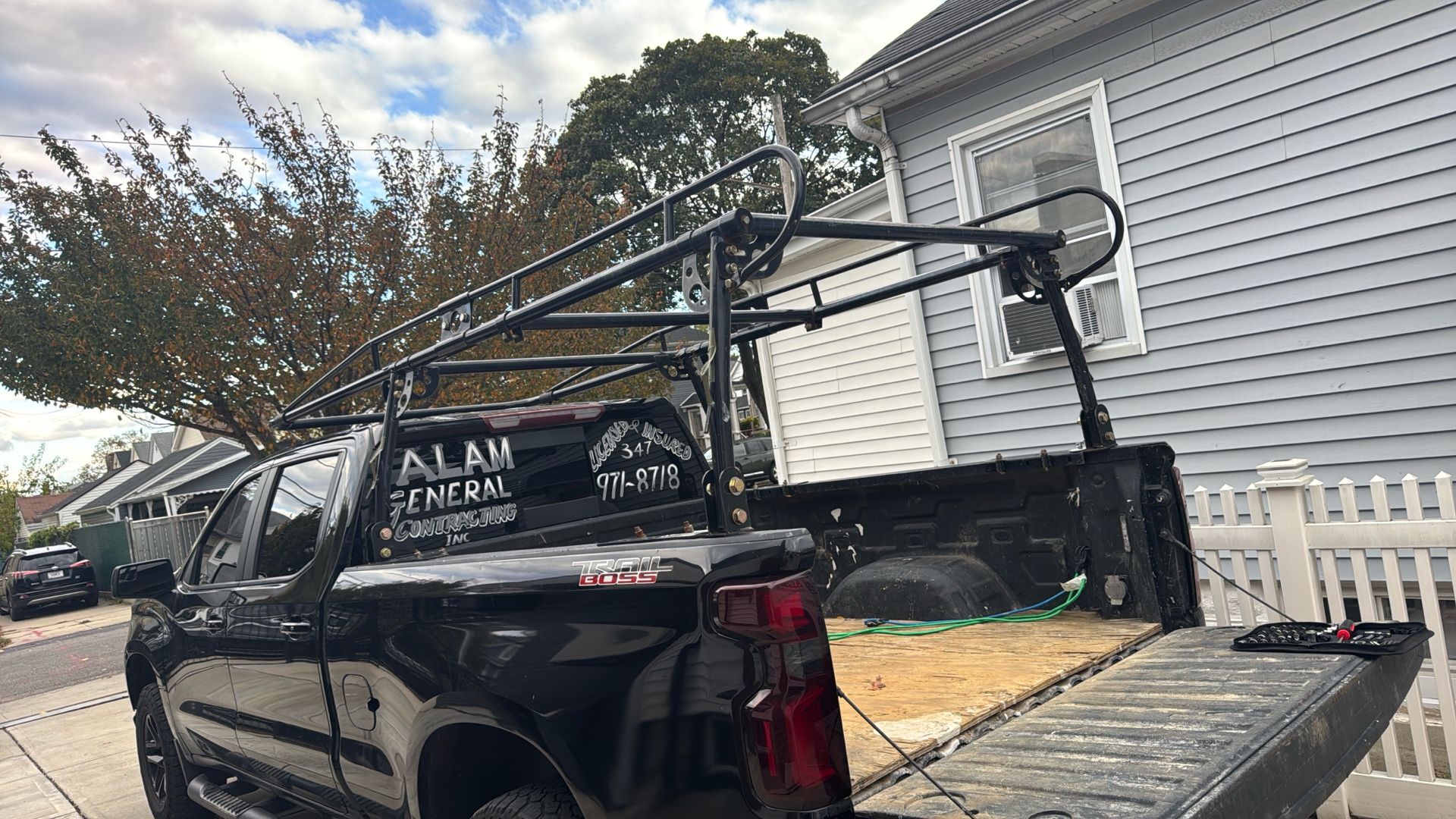 HAUL-MASTER 800 lb Truck Rack β Heavy Duty, Great Condition