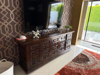 Credenza