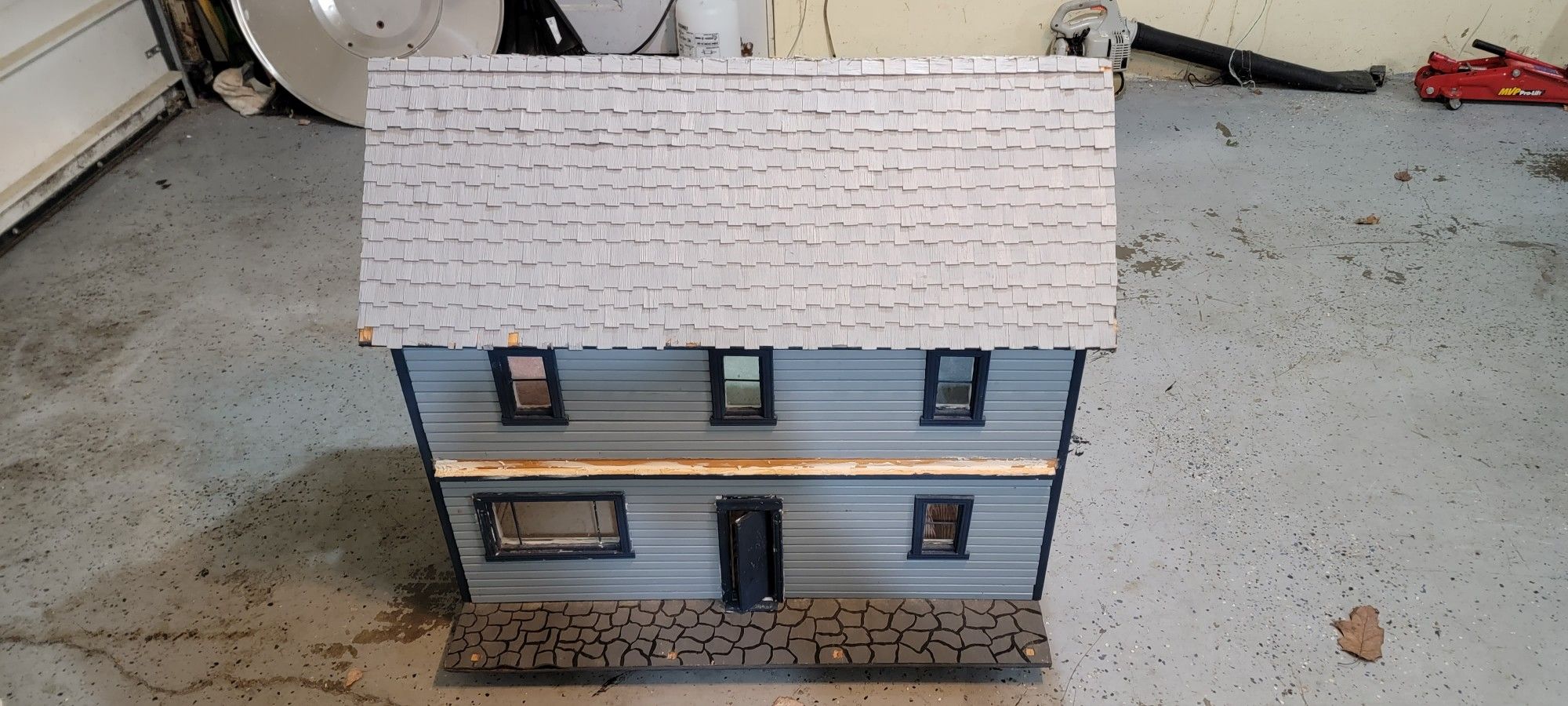 Vintage Doll House