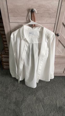 Sonoma white plows size medium