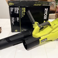 Ryobi 40V 550 CFM Cordless Leaf Blower Kit w/ Battery & Charger – Like New