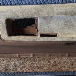 1(contact info removed) Toyota Pickup SR5 Passenger Door Panel